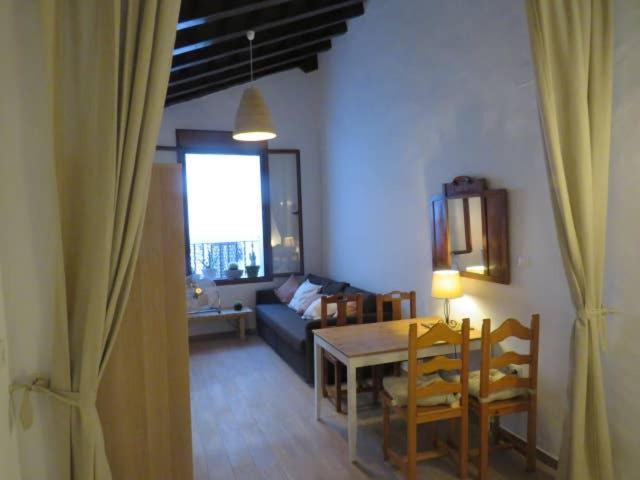 Apartamento Tranquilo En El Centro De Conil Apartment *